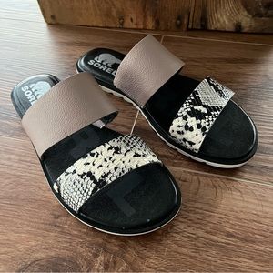 Sorel women Ella animal print sandals.  NWOT